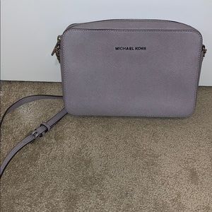 Michael Kors Jet set cross body bag